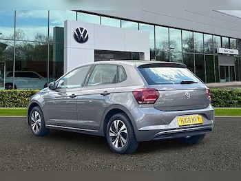 Used Volkswagen Polo 2018 for sale - 78755788: Photo