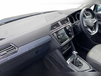 Used Volkswagen Tiguan 2022 for sale - 75676646: Photo