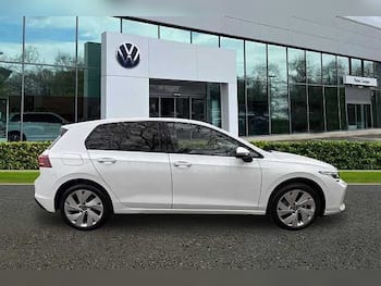 Used Volkswagen Golf 2026 for sale - 79858767: Photo