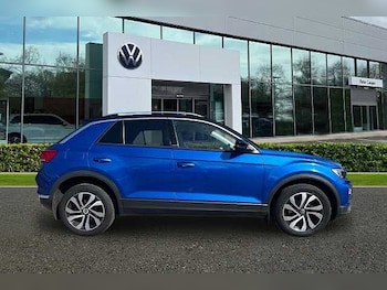 Used Volkswagen T-Roc 2021 for sale - 78770020: Photo