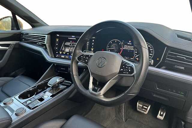 Used Volkswagen Touareg 2023 for sale - 76910868: Photo 6