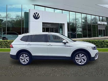 Used Volkswagen Tiguan Allspace 2023 for sale - 78894517: Photo