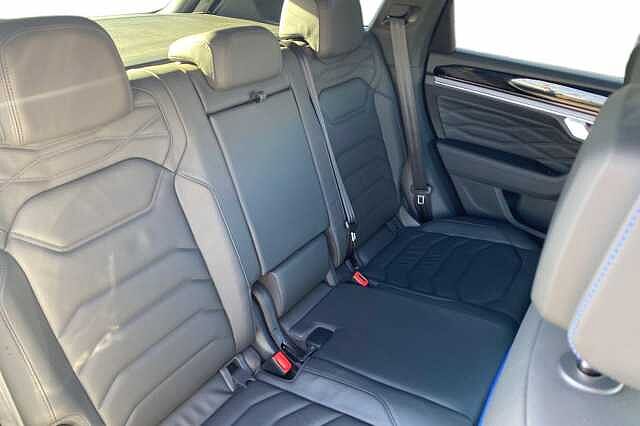 Used Volkswagen Touareg 2023 for sale - 76950934: Photo 8