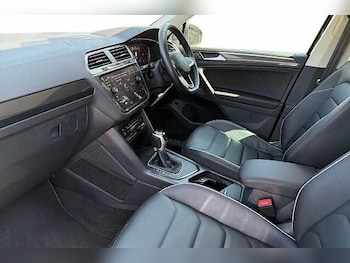 Used Volkswagen Tiguan 2022 for sale - 79174003: Photo