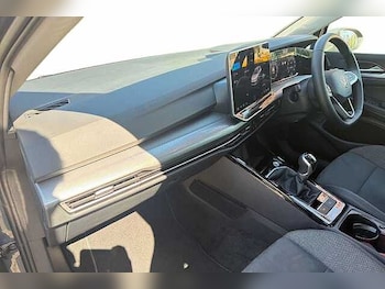 Used Volkswagen Golf 2025 for sale - 78045360: Photo