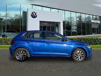 Used Volkswagen Polo 2023 for sale - 77027852: Photo