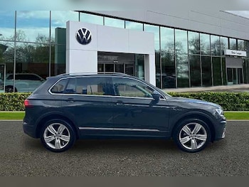 Used Volkswagen Tiguan 2020 for sale - 76245855: Photo