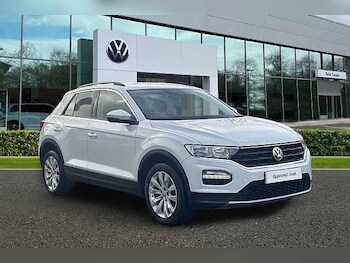 Used Volkswagen T-Roc 2020 for sale - 77336924: Photo