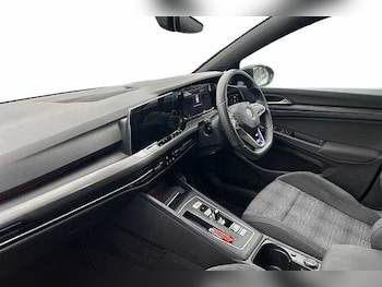 Used Volkswagen Golf 2022 for sale - 77417531: Photo