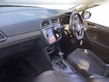 Used Volkswagen Tiguan Allspace 2023 for sale - 78870821: Photo