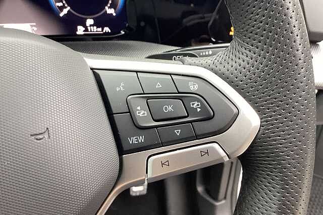 Used Volkswagen Golf 2024 for sale - 76040459: Photo 17