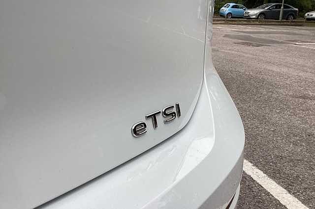 Used Volkswagen Golf 2024 for sale - 76040459: Photo 25