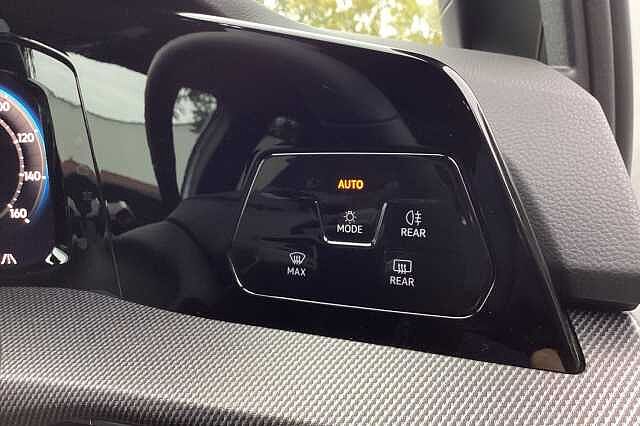 Used Volkswagen Golf 2024 for sale - 76040459: Photo 29