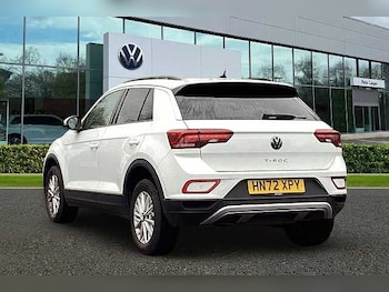 Used Volkswagen T-Roc 2023 for sale - 76505058: Photo