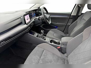 Used Volkswagen Golf 2022 for sale - 77228180: Photo