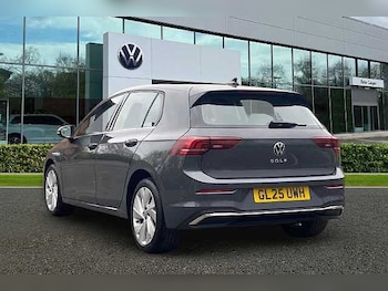 Used Volkswagen Golf 2025 for sale - 78018120: Photo