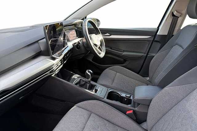 Used Volkswagen Golf 2024 for sale - 76287408: Photo 2