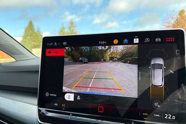 Used Volkswagen Golf 2024 for sale - 76287408: Photo 25