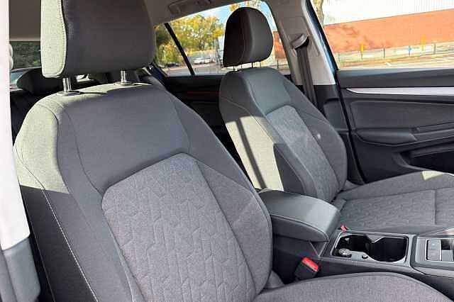 Used Volkswagen Golf 2024 for sale - 76287408: Photo 27