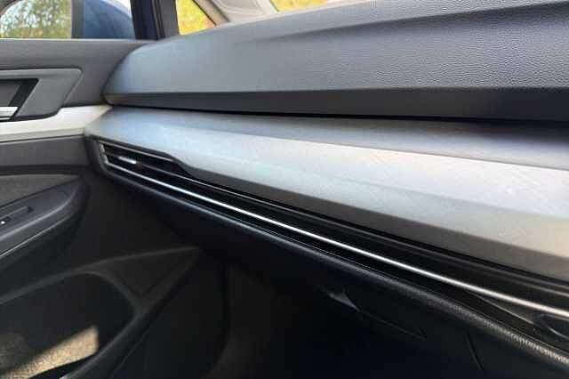 Used Volkswagen Golf 2024 for sale - 76287408: Photo 29