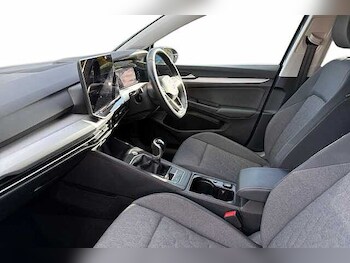 Used Volkswagen Golf 2024 for sale - 76287408: Photo