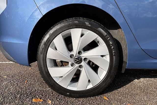 Used Volkswagen Golf 2024 for sale - 76287408: Photo 5