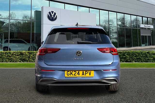 Used Volkswagen Golf 2024 for sale - 76287408: Photo 9