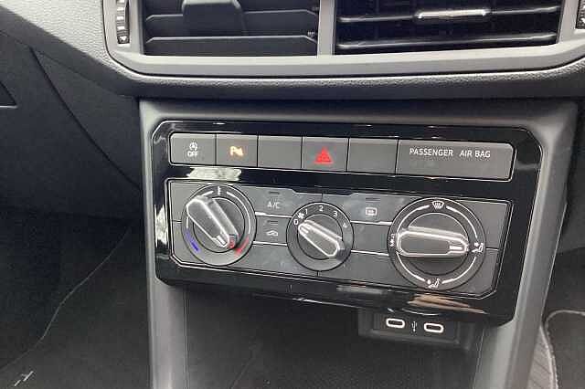 Used Volkswagen T-Cross 2023 for sale - 77851133: Photo 25