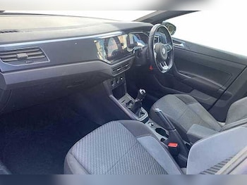 Used Volkswagen Polo 2021 for sale - 75749305: Photo