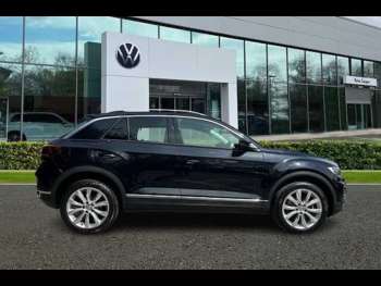 Used Volkswagen T-Roc 2020 for sale - 74954956: Photo