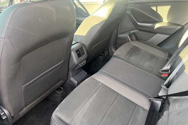 Used Volkswagen T-Roc 2022 for sale - 76387032: Photo 26
