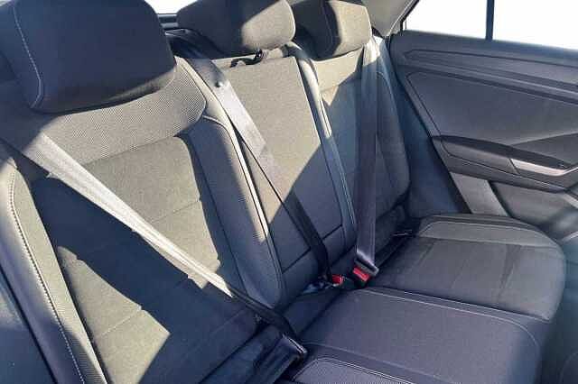 Used Volkswagen T-Roc 2022 for sale - 76387032: Photo 8