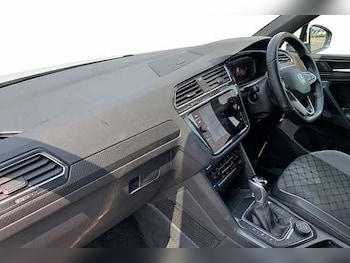 Used Volkswagen Tiguan 2021 for sale - 75974888: Photo