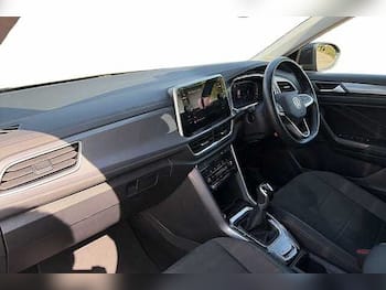 Used Volkswagen T-Roc 2025 for sale - 79574997: Photo