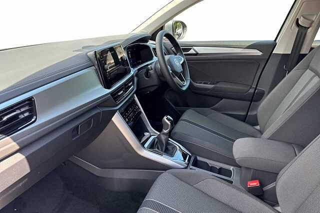 Used Volkswagen T-Roc 2025 for sale - 76836814: Photo 2