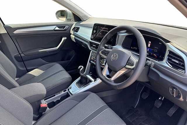 Used Volkswagen T-Roc 2025 for sale - 76836814: Photo 6