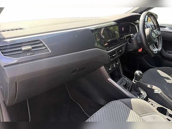Used Volkswagen Polo 2019 for sale - 78920659: Photo