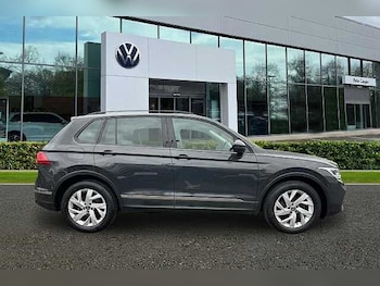 Used Volkswagen Tiguan 2022 for sale - 78479904: Photo