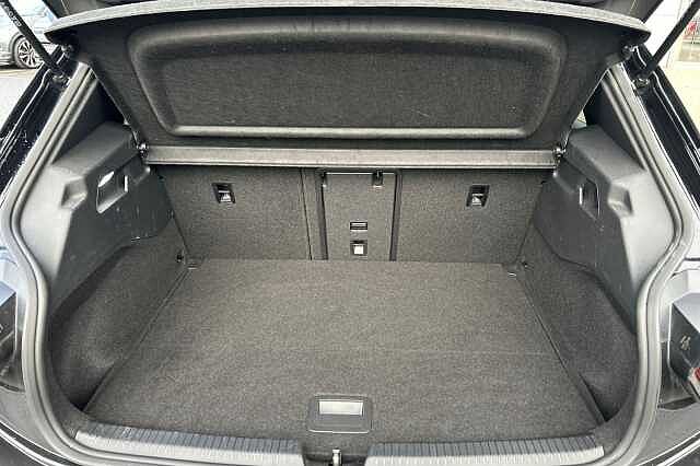 Used Volkswagen ID.3 2023 for sale - 76910864: Photo 11