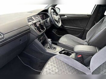 Used Volkswagen Tiguan Allspace 2023 for sale - 77452910: Photo