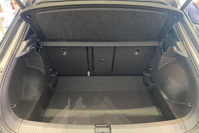 Used Volkswagen T-Roc 2025 for sale - 77069408: Photo 11