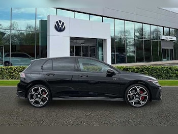 Used Volkswagen Golf 2025 for sale - 77681641: Photo