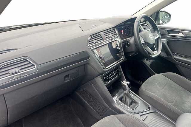 Used Volkswagen Tiguan 2023 for sale - 78182454: Photo 2