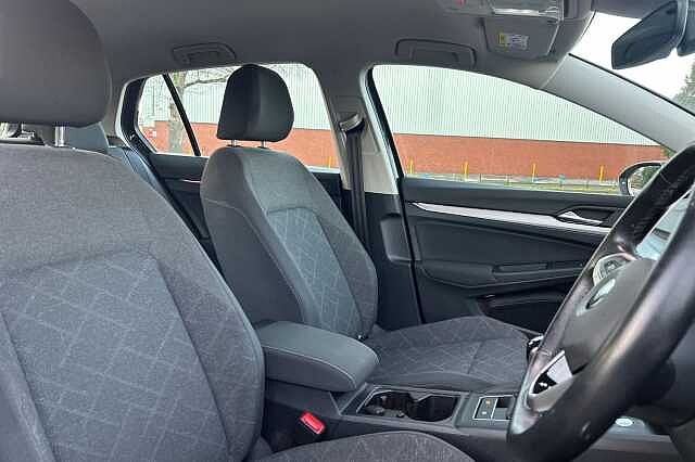 Used Volkswagen Golf 2020 for sale - 76910866: Photo 30