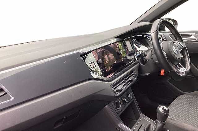 Used Volkswagen Polo 2021 for sale - 76436604: Photo 2