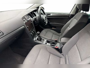 Used Volkswagen Golf 2020 for sale - 77622237: Photo