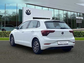 Used Volkswagen Polo 2024 for sale - 78045351: Photo