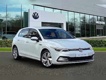 Used Volkswagen Golf 2020 for sale - 76946045: Photo
