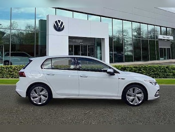 Used Volkswagen Golf 2020 for sale - 76946045: Photo