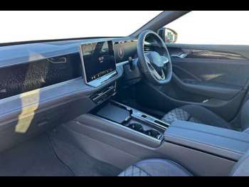 Used Volkswagen Passat 2024 for sale - 74450183: Photo